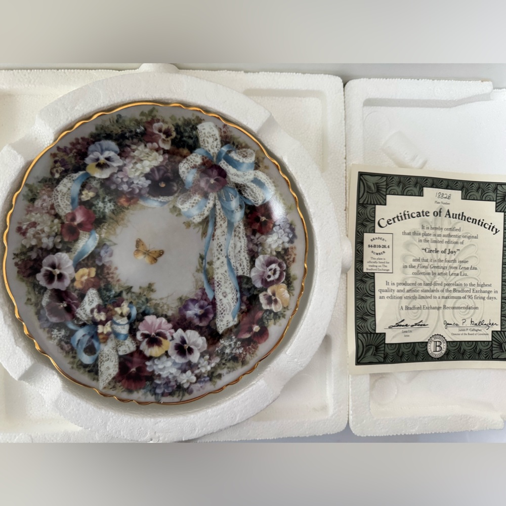 Vintage Lena Liu’s Floral Greetings “Circle of Joy” porcelain plate 1994.